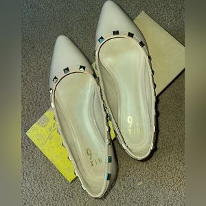 Flat Shoes